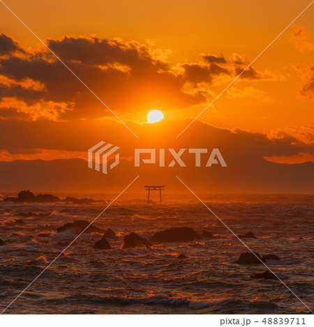 葉山の夕景（森戸） 48839711