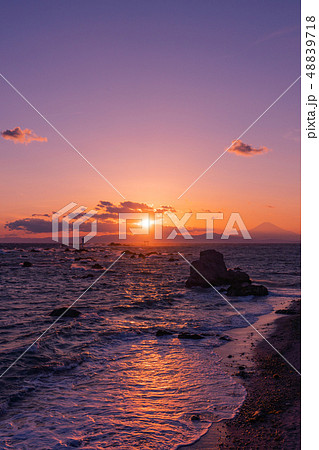 葉山の夕景（森戸） 48839718