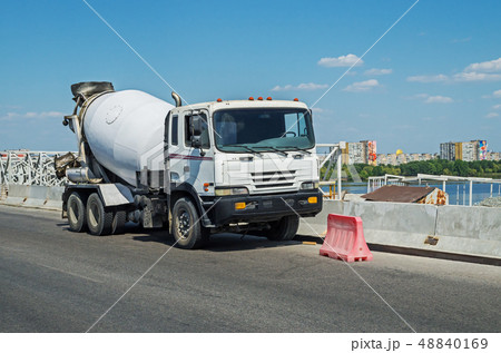 Concrete mixing transport truck 48840169