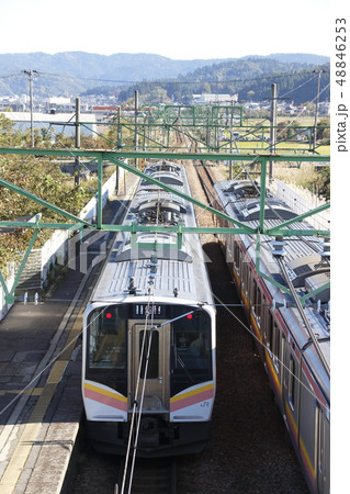 信越本線E129系（長岡⇔新潟） 48846253