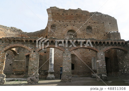 ローマ郊外で最も広く豪華だった邸宅跡 クインティーリ荘 ローマ郊外で最も広く豪華だった邸宅跡 クインティーリ荘 48851308
