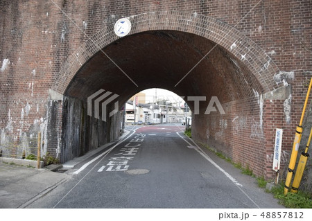 折尾駅 ねじりまんぽ 折尾駅 ねじりまんぽ 48857812