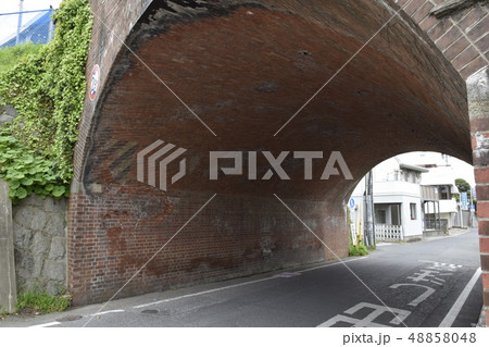 折尾駅 ねじりまんぽ 折尾駅 ねじりまんぽ 48858048