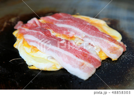 大阪名物イカ焼き・豚肉入り 大阪名物イカ焼き・豚肉入り 48858303