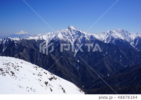 仙丈ヶ岳からの富士山・北岳・間ノ岳 48876164