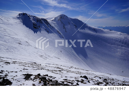 仙丈ヶ岳の藪沢カール 仙丈ヶ岳の藪沢カール 48876947