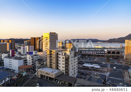 [長崎県]佐世保駅前風景 48880651