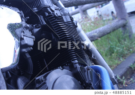 油冷エンジン 48885151