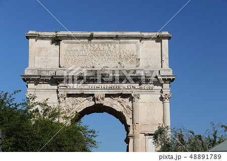 ティトゥスの凱旋門 48891789