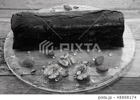（セピア）チョコケーキ 48898174