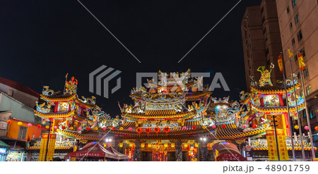 台湾 饒河街 夜市 松山慈祐宮 提灯 台湾 饒河街 夜市 松山慈祐宮 提灯 48901759