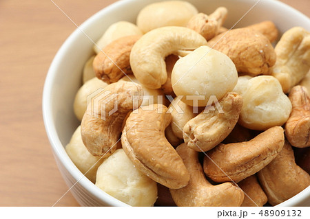 マカダミアナッツ・カシューナッツ マカダミアナッツ・カシューナッツ 48909132