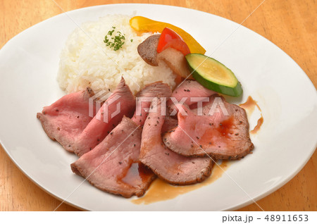 ローストビーフライス 48911653