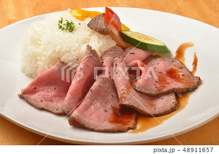 ローストビーフライス 48911657