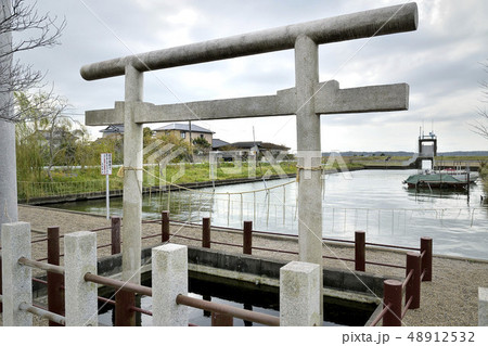 忍潮井　男瓶　東国三社息栖神社　 48912532