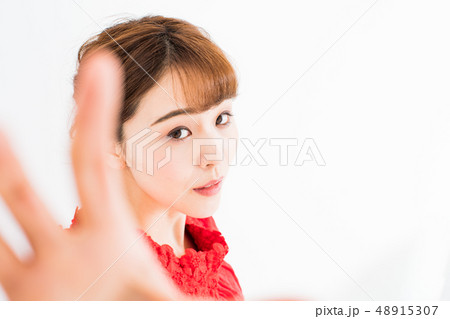 ビューティー 20代 女性 ポートレート ビューティー 20代 女性 ポートレート 48915307