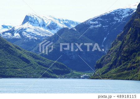 フィヨルド ノルウェーの きれいな 48918115