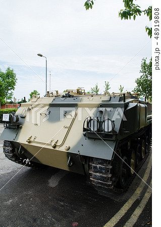 歴史的な戦車　イギリス郊外のタンクミュージアムにて 48919808