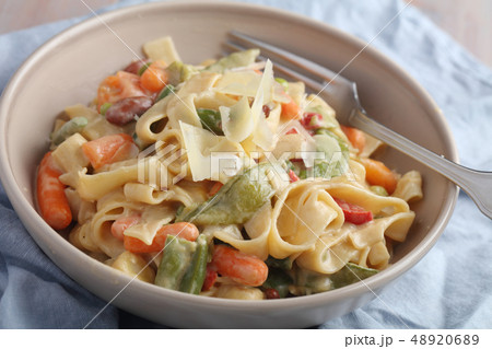 Spring Vegetable Fettuccine Alfredo Spring Vegetable Fettuccine Alfredo 48920689