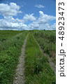 舗装されていない道　 48923473
