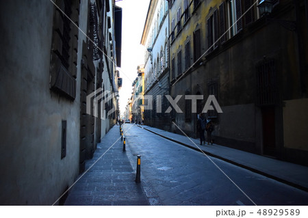 裏路地 48929589
