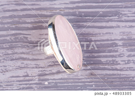 A silver ring with rose quartz 48933305