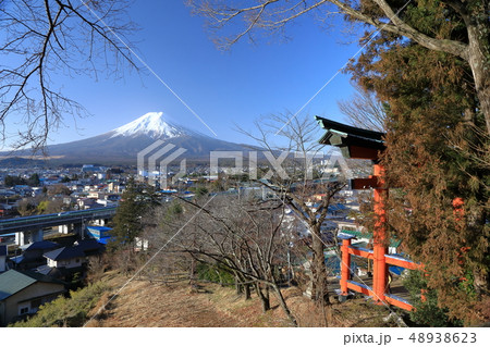 新倉山浅間公園からの富士山 48938623