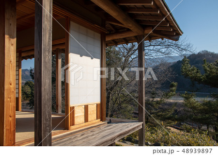 楽山園 梅の茶屋からの眺め 日本庭園 群馬県甘楽町 楽山園 梅の茶屋からの眺め 日本庭園 群馬県甘楽町 48939897