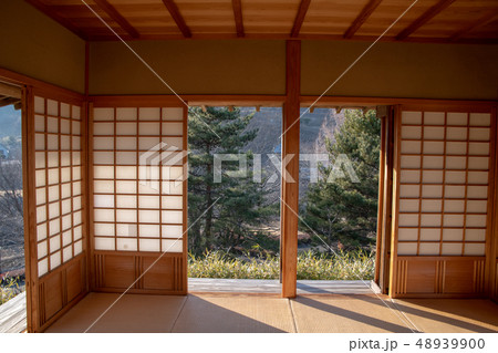 楽山園　梅の茶屋からの眺め　日本庭園　群馬県甘楽町　 48939900