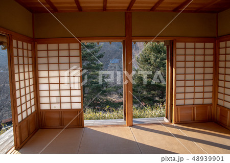 楽山園　梅の茶屋からの眺め　日本庭園　群馬県甘楽町　 48939901