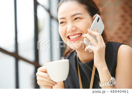 女性　ビジネス 48940461