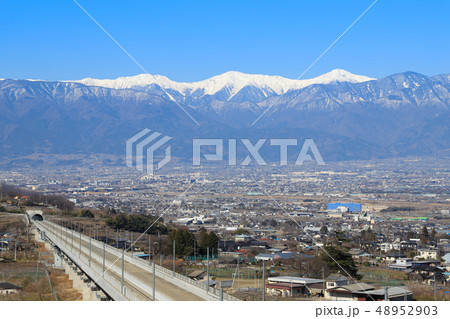 リニアの見える丘から望む甲府盆地 リニアの見える丘から望む甲府盆地 48952903