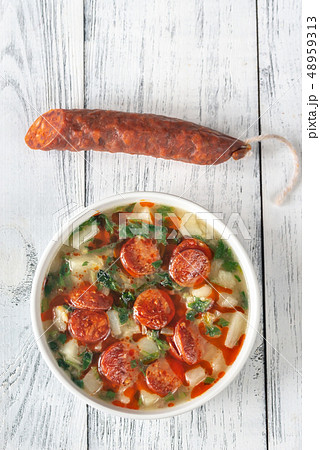 Portion of Caldo verde soup 48959313