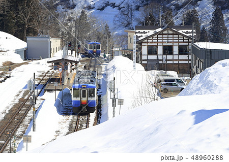 冬の森宮野原駅(飯山線) 冬の森宮野原駅(飯山線) 48960288