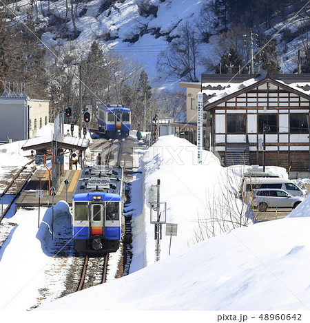 冬の森宮野原駅(飯山線) 冬の森宮野原駅(飯山線) 48960642