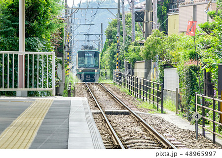 江ノ電和田塚駅到着 48965997