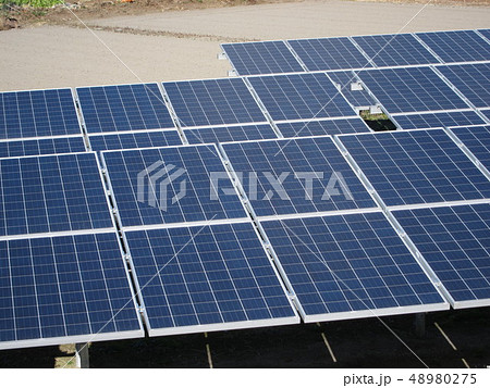 ソーラーパネル 48980275