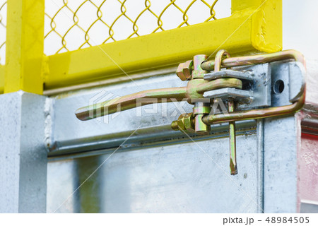 Metal handle lock from semi trailer Metal handle lock from semi trailer 48984505