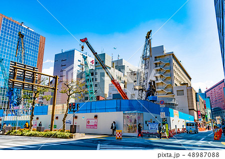 再開発「天神ビッグバン」が進む福岡市 48987088