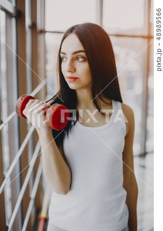 girl in a gym 48989566