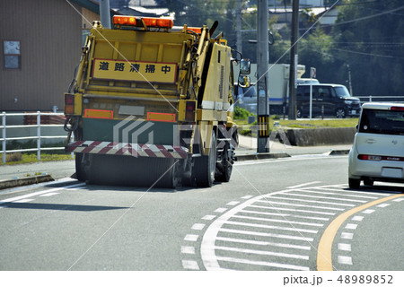 道路清掃車 48989852