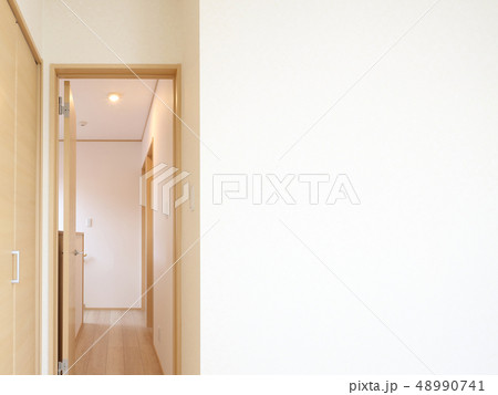 新築住宅 2階洋室と廊下 イメージ 新築住宅 2階洋室と廊下 イメージ 48990741