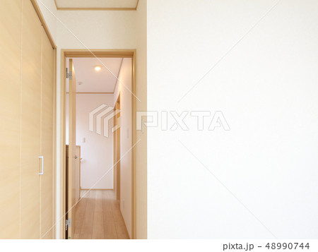 新築住宅 2階洋室と廊下 イメージ 新築住宅 2階洋室と廊下 イメージ 48990744