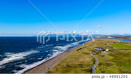 空撮　北海道　日本海の砂浜　石狩浜海水浴場 48991203