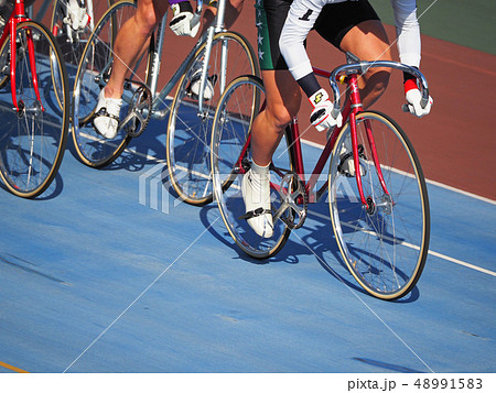 自転車競技のアップ  トラック競技 競輪 48991583