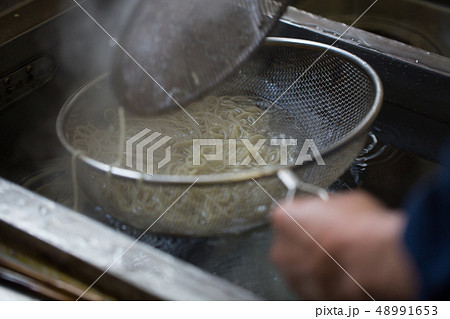 そば打ち職人 蕎麦屋 そば打ち職人 蕎麦屋 48991653