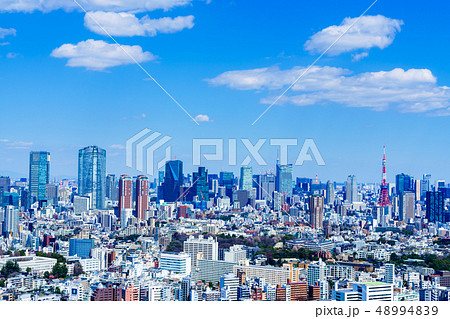 青空の東京　大都市風景　コントラスト強 48994839