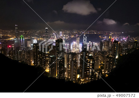ビクトリアピークから見た香港の夜景 49007572