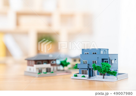 家 住宅ローン 不動産イメージ ミニチュア 模型 家 家 住宅ローン 不動産イメージ ミニチュア 模型 家 49007980