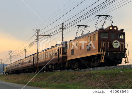 秩父鉄道デキ201号機牽引のELパレオエクスプレス復路 秩父鉄道デキ201号機牽引のELパレオエクスプレス復路 49008646
